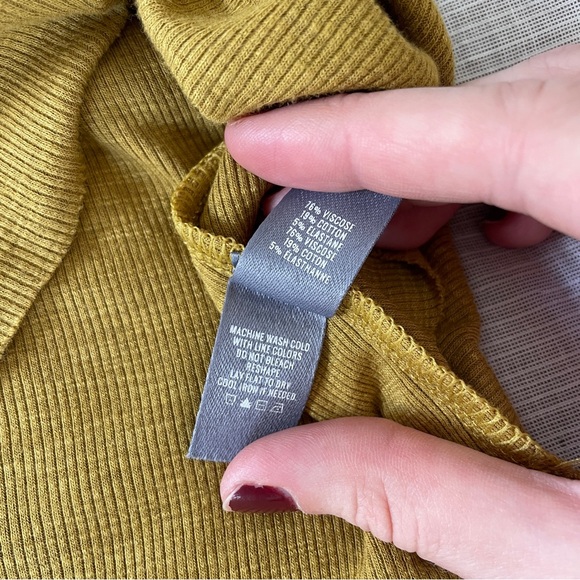 Yellow Ribbed Long Sleeve Tee - Picture 3 of 4